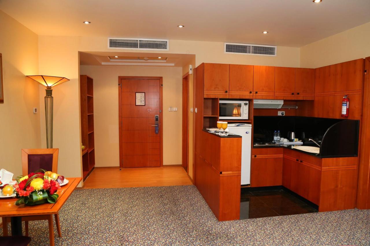 Gulf Court Hotel Manáma Kültér fotó
