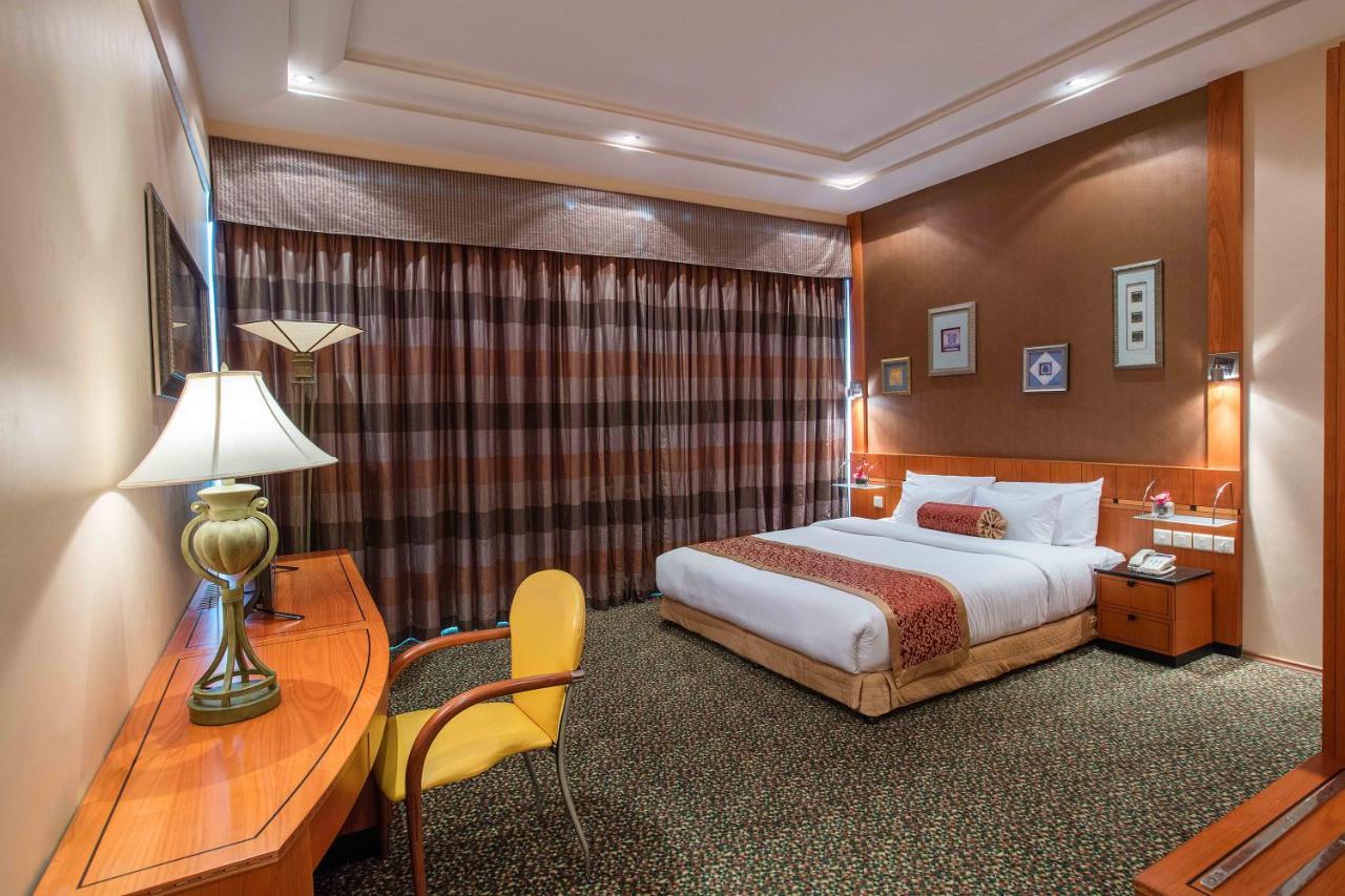 Gulf Court Hotel Manáma Kültér fotó