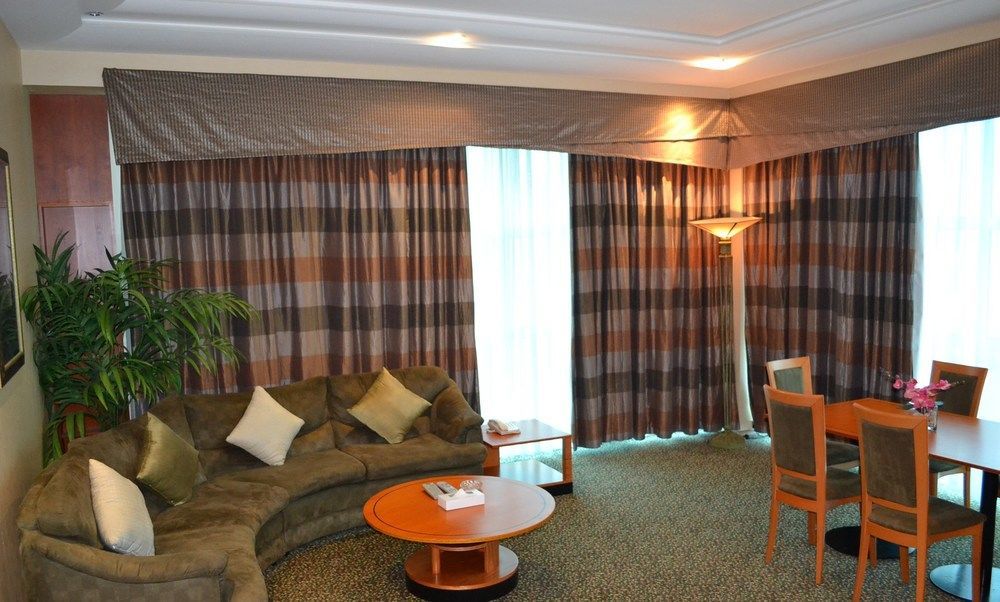 Gulf Court Hotel Manáma Kültér fotó